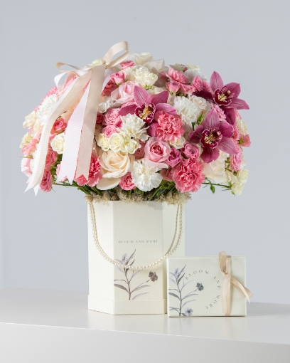 Picture of Flower with chocolate 