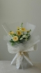 Picture of Yellow hand bouquet 