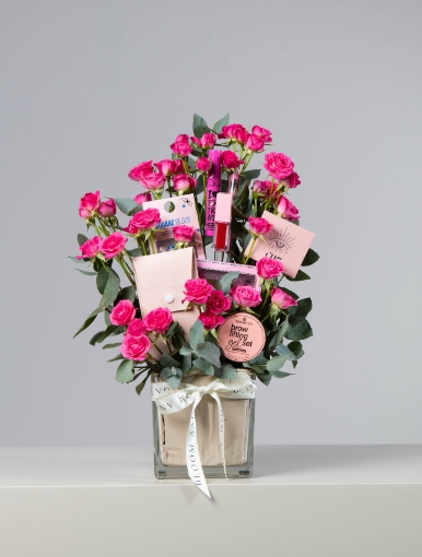 Picture of Makeup flower vase 